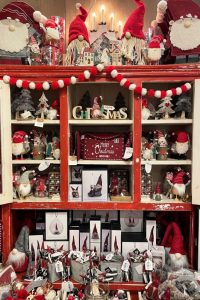 Make memories at Christmas and throughout the year 30 Make memories at Christmas and throughout the year 29